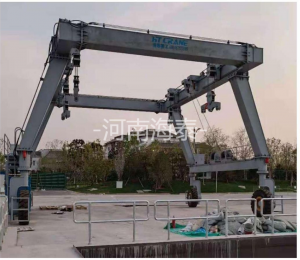 北京环球影城-液压轮胎式船艇搬运机-MBH25t-11.5m